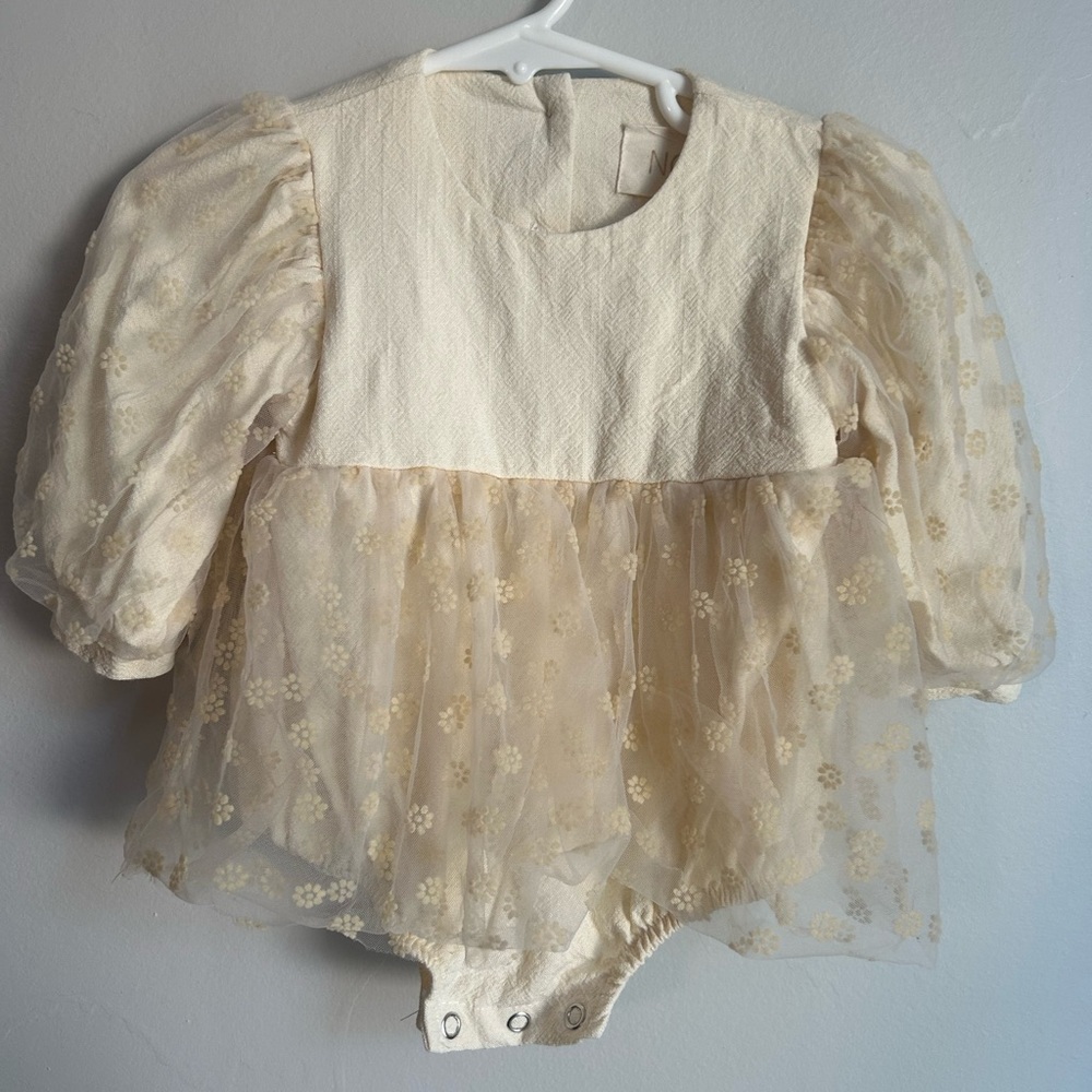 Noni Wondertale Romper